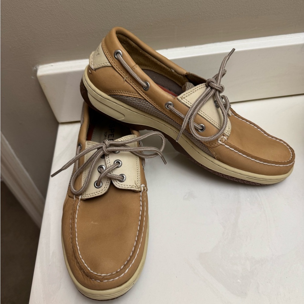 Men's Tan & Cream Boat Shoes